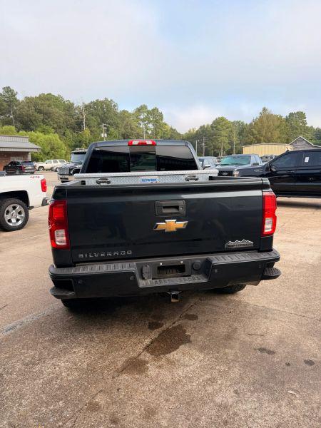 2017 Chevrolet Silverado 1500 High Country