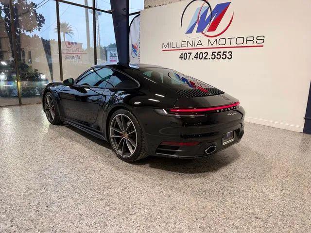 2021 Porsche 911 Carrera