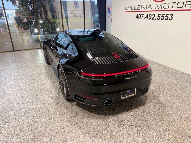 2021 Porsche 911 Carrera