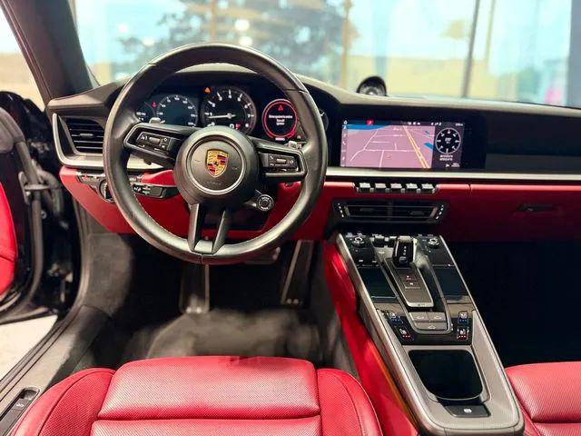 2021 Porsche 911 Carrera