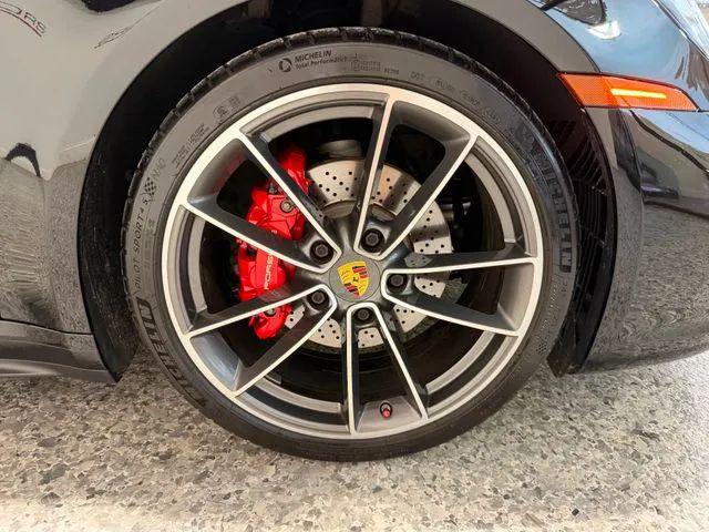 2021 Porsche 911 Carrera