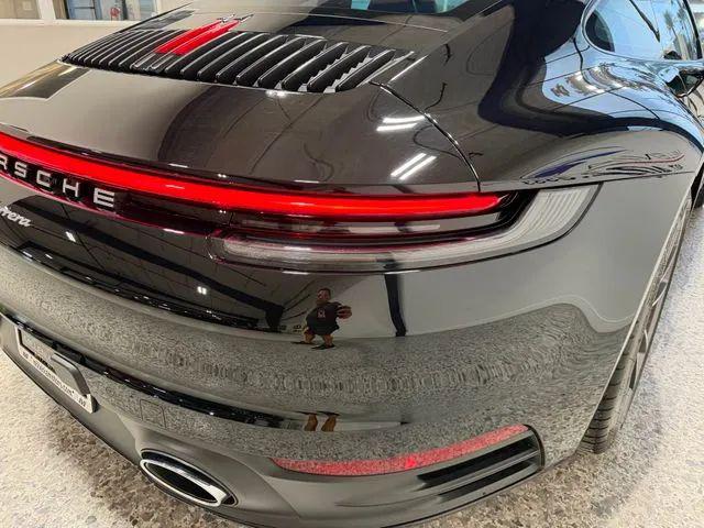 2021 Porsche 911 Carrera