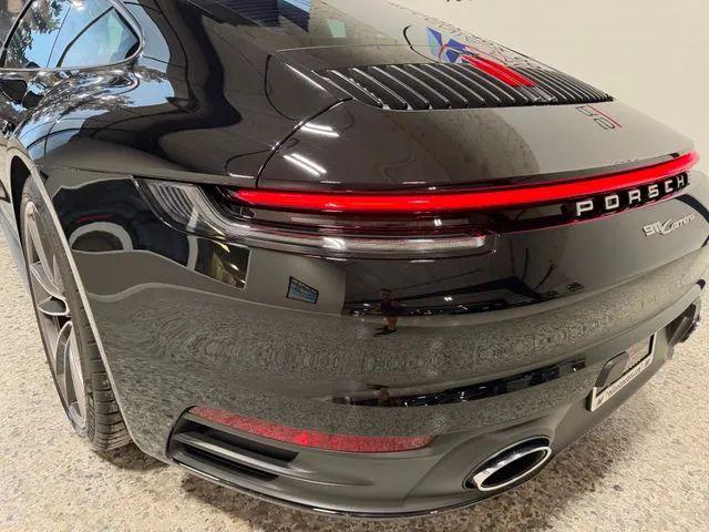 2021 Porsche 911 Carrera