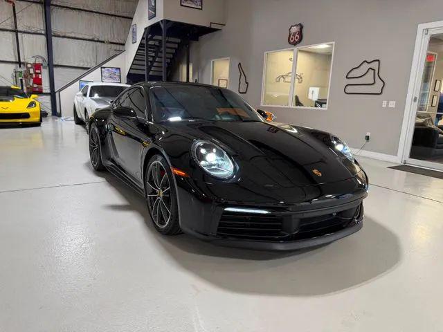 2021 Porsche 911 Carrera