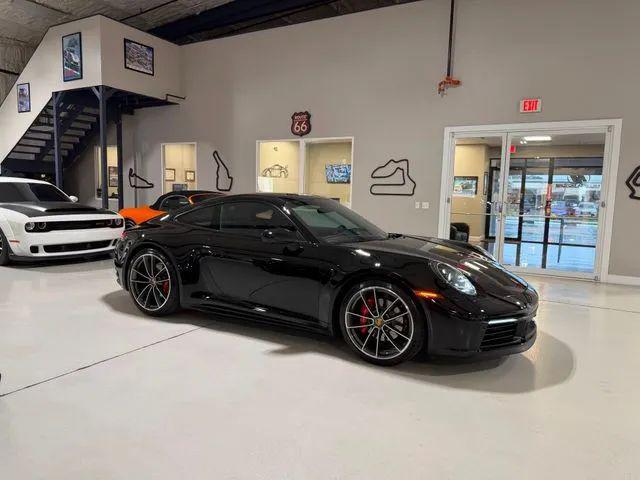 2021 Porsche 911 Carrera