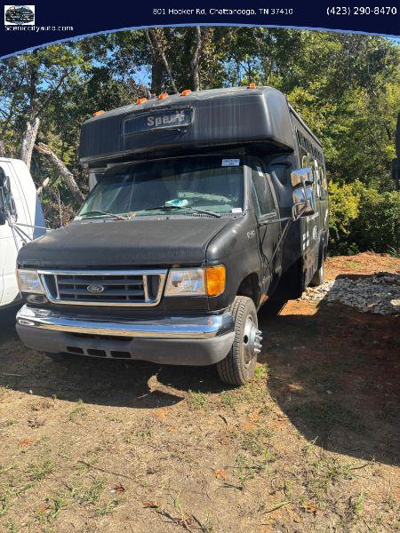 2004 Ford E-450 Cutaway XL for sale in Chattanooga, TN