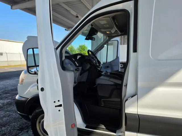 2019 Ford Transit Medium Roof w/Sliding Side Door w/LWB