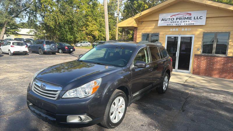 2010 Subaru Outback 2.5i Premium for sale in Elgin, IL