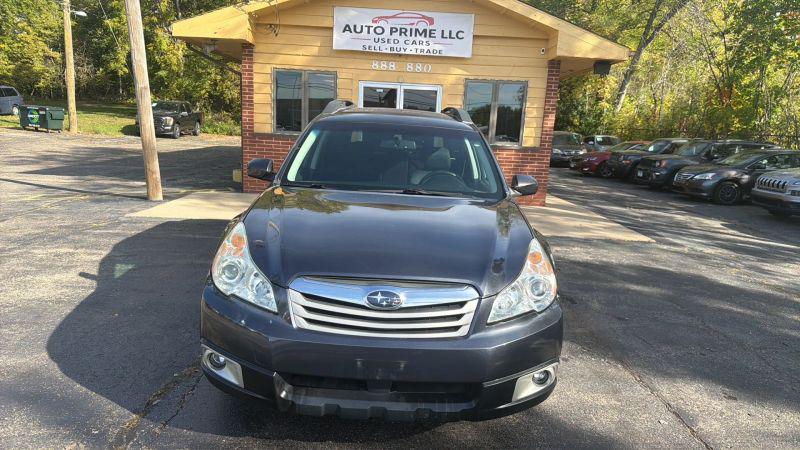 2010 Subaru Outback 2.5i Premium