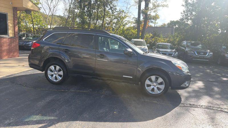 2010 Subaru Outback 2.5i Premium