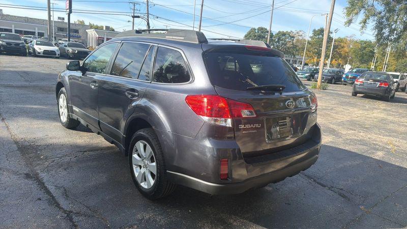 2010 Subaru Outback 2.5i Premium
