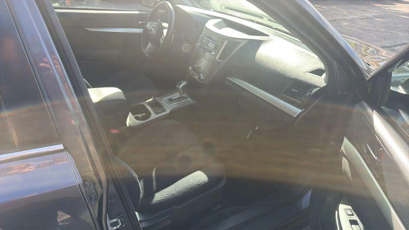 2010 Subaru Outback 2.5i Premium