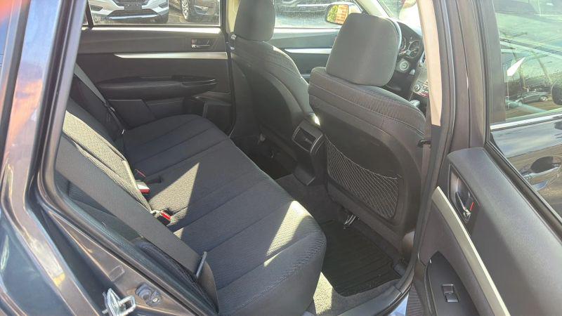 2010 Subaru Outback 2.5i Premium