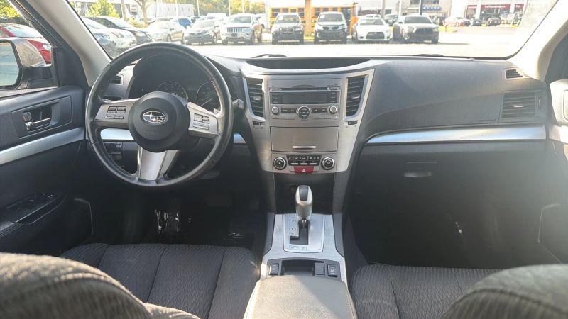 2010 Subaru Outback 2.5i Premium