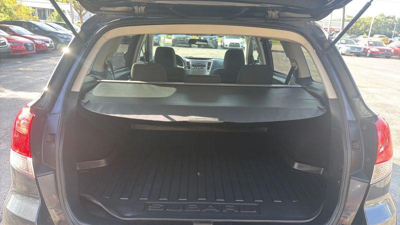 2010 Subaru Outback 2.5i Premium