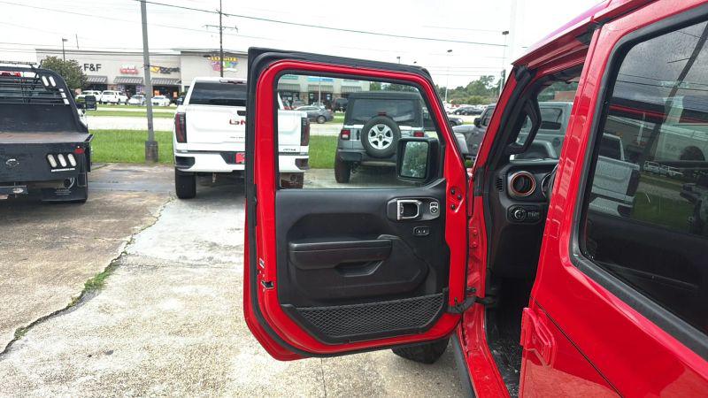 2021 Jeep Gladiator Sport