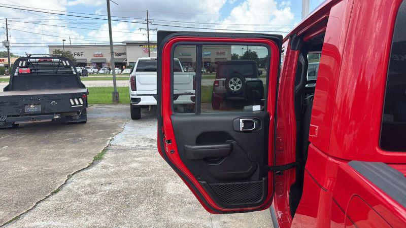 2021 Jeep Gladiator Sport