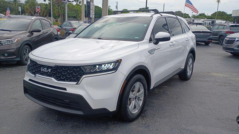 2023 Kia Sorento LX for sale in Davie, FL