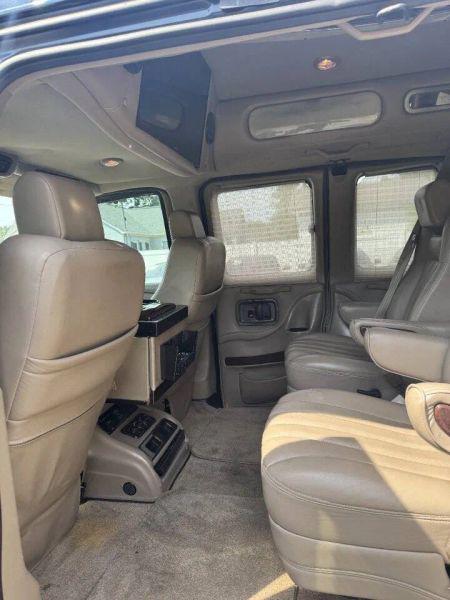 2014 GMC Savana Upfitter
