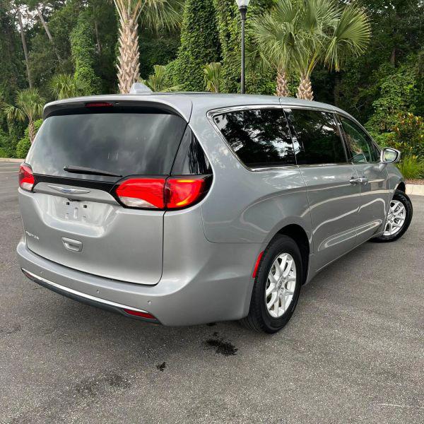 2020 Chrysler Pacifica Touring