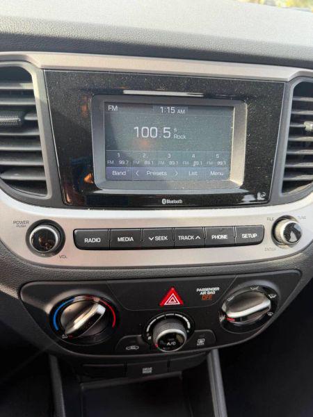 2020 Hyundai Accent SE