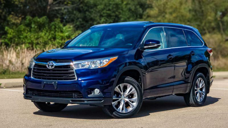 2015 Toyota Highlander XLE V6 for sale in Madison, WI