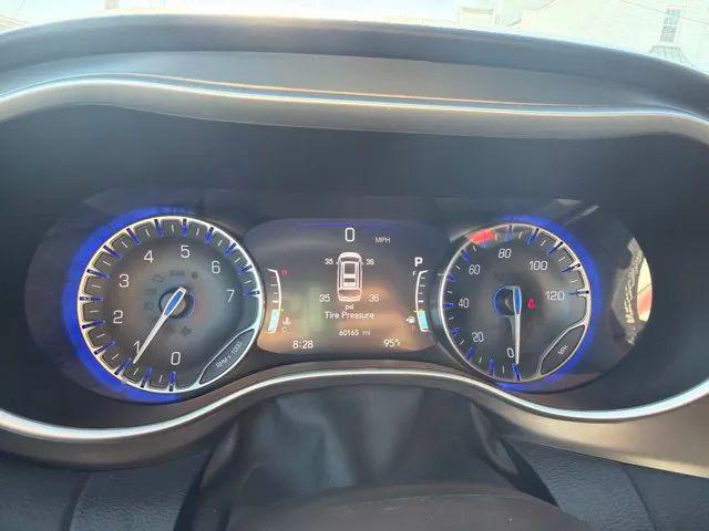 2025 Chrysler Pacifica Select