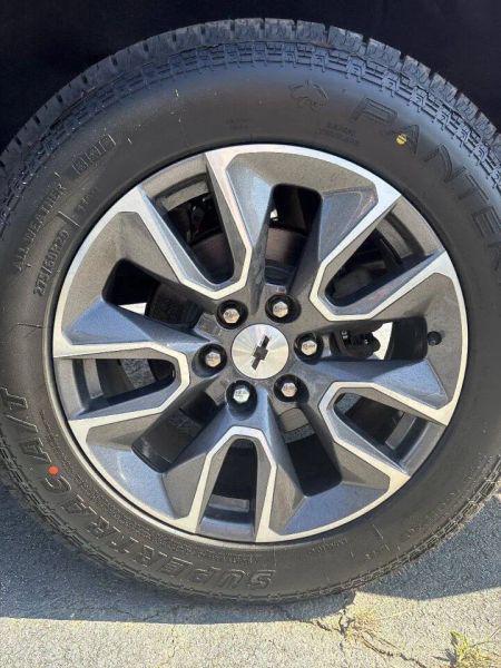2021 Chevrolet Silverado 1500 4WD Crew Cab Short Bed RST