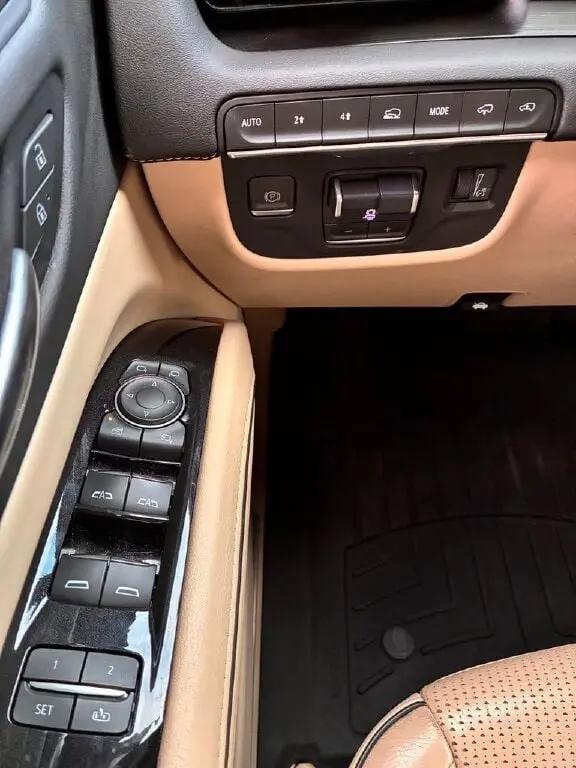 2023 Cadillac Escalade 4WD Premium Luxury