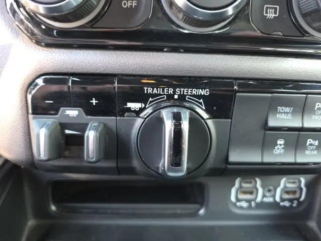 2021 Ram 1500 Big Horn Crew Cab 4x4 64 Box