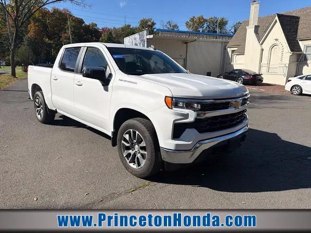 2024 Chevrolet Silverado 1500 4WD Crew Cab Short Bed LT with 2FL for sale in Princeton, NJ