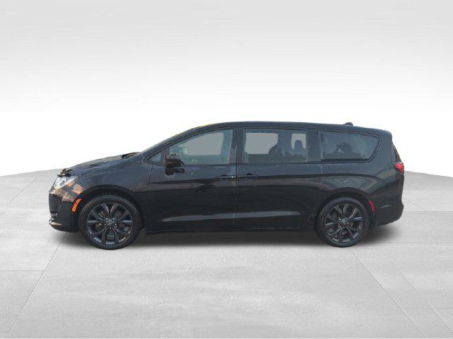 2020 Chrysler Pacifica Touring