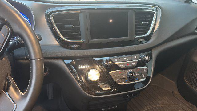 2020 Chrysler Pacifica Touring