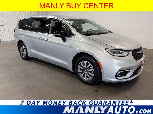 2024 Chrysler Pacifica Hybrid Select for sale in Santa Rosa, CA