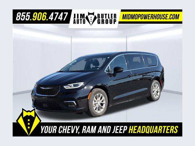 2026 Chrysler Pacifica Limited for sale in Linn, MO
