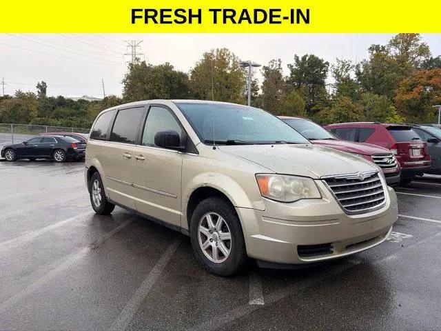 2010 Chrysler Town & Country for sale near Cincinnati, OH