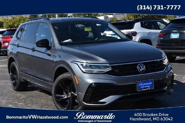 2023 Volkswagen Tiguan 2.0T SE R-Line Black for sale in Hazelwood, MO