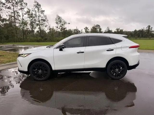 2023 Toyota Venza LE