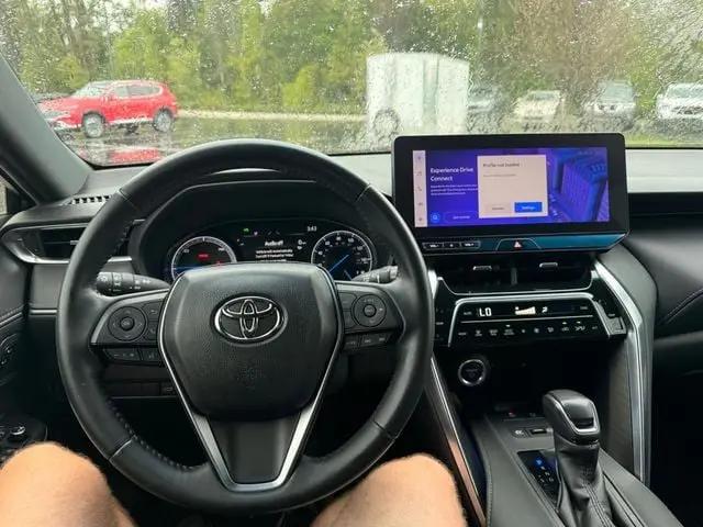 2023 Toyota Venza LE