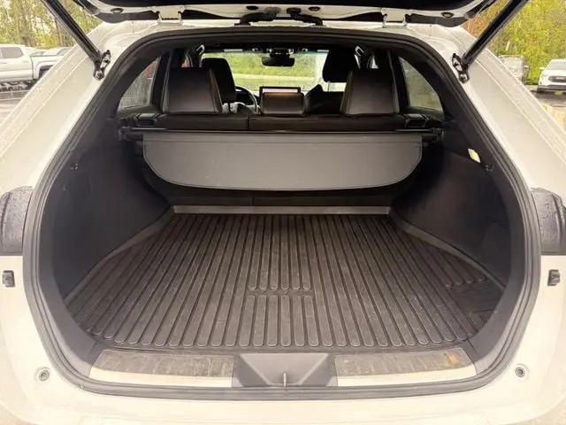 2023 Toyota Venza LE
