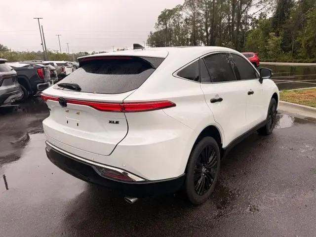 2023 Toyota Venza LE