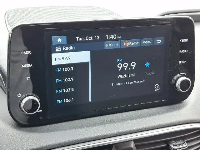 2021 Hyundai Santa Fe SE