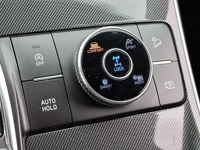 2021 Hyundai Santa Fe SE