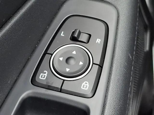 2021 Hyundai Santa Fe SE