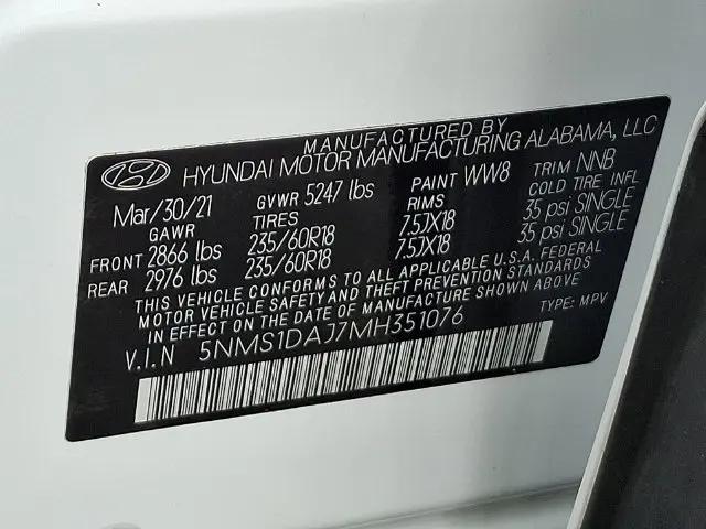 2021 Hyundai Santa Fe SE