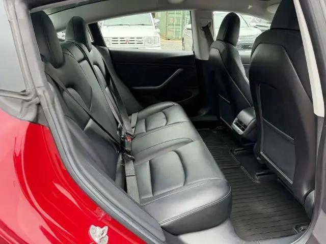 2018 Tesla Model 3 Performance