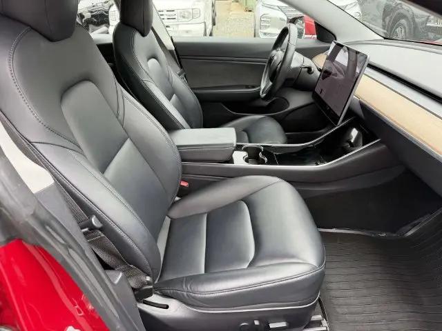 2018 Tesla Model 3 Performance