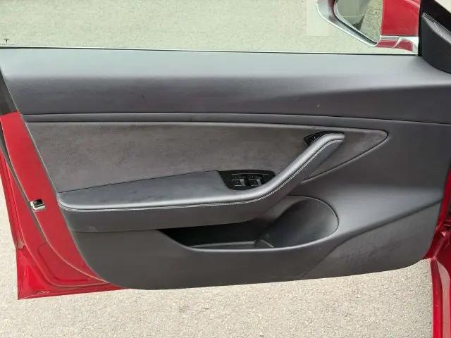 2018 Tesla Model 3 Performance