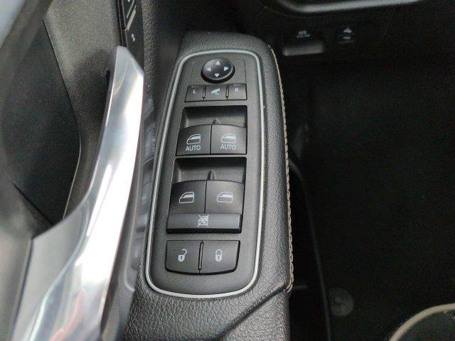2022 Ram 1500 Laramie Crew Cab 4x4 57 Box