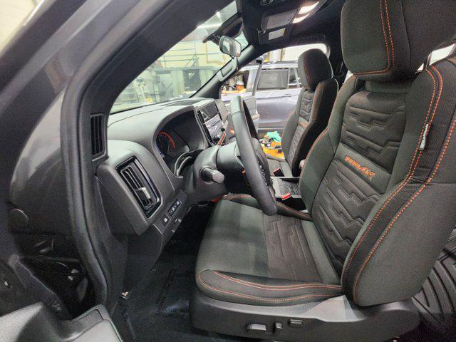 2025 Nissan Frontier Crew Cab PRO-4X 4x4